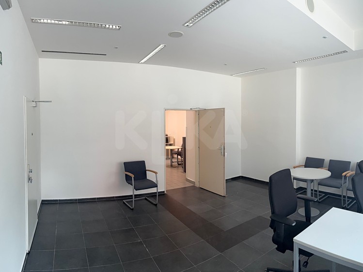 Gewerbefläche zur Miete, 82 m² (4 von 20)