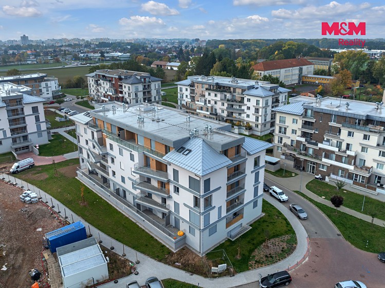 Pronájem bytu 2+kk, 51 m² (18 z 24)