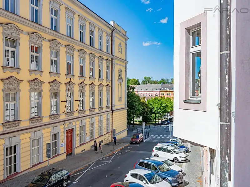Pronájem kanceláře 100 m², Praha – náhled fotky 2