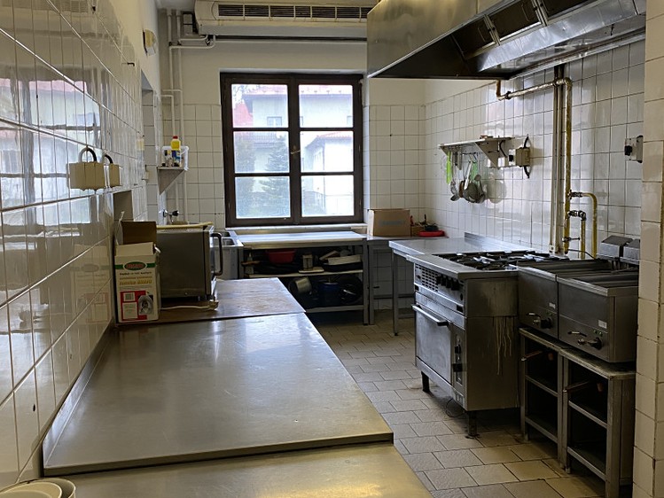 Комерційне приміщення в оренду, 220 м² (4 з 8)