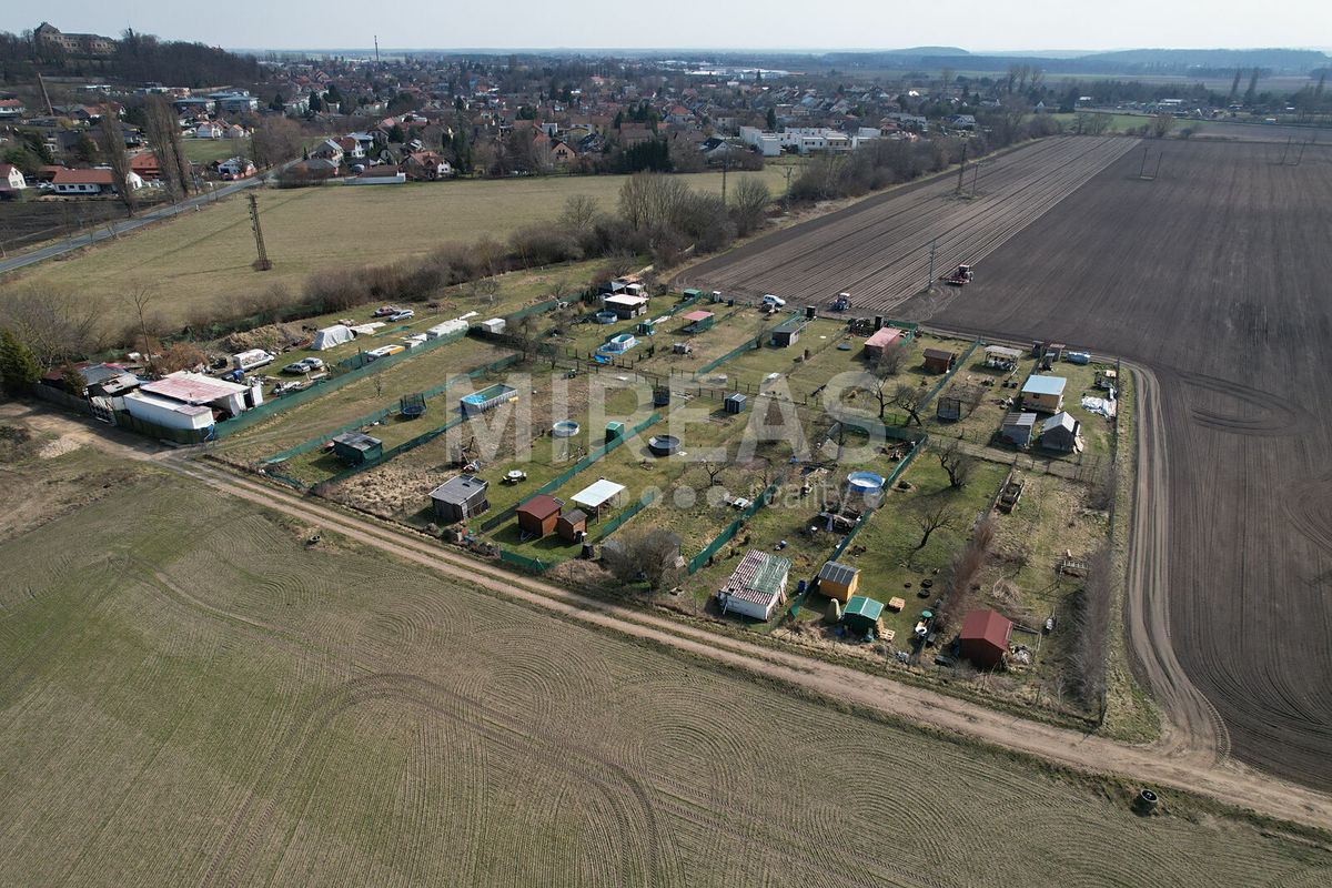 Pronájem zahrady 400 m², Lysá nad Labem – fotka 1 z 3