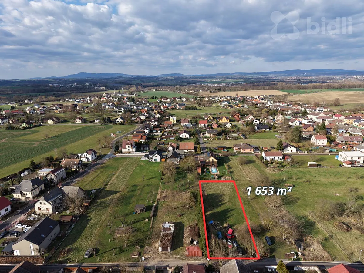 Prodej stavebního pozemku 1653 m²