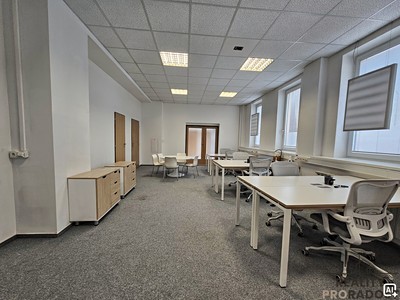 Gewerbefläche zur Miete, 130 m² (2 von 17)