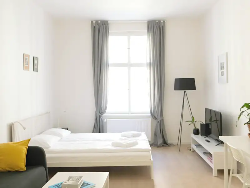 Pronájem bytu 1+kk 36 m², Praha – náhled fotky 3