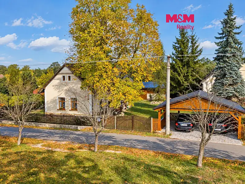 Prodej rodinného domu 170 m², pozemek 1857 m², Smetanova Lhota – náhled fotky 1