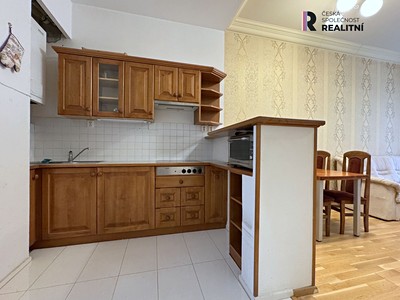 Prodej bytu 2+kk, 43 m² (2 z 15)