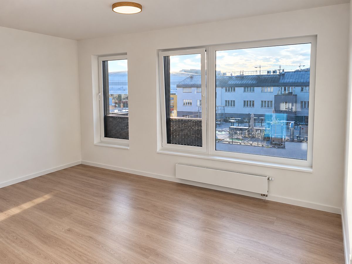 Pronájem bytu 1+kk 36 m² – fotografie 2