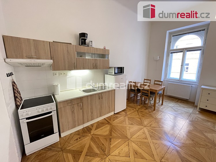 Квартира 2+kk в оренду, 48 м² (6 з 11)