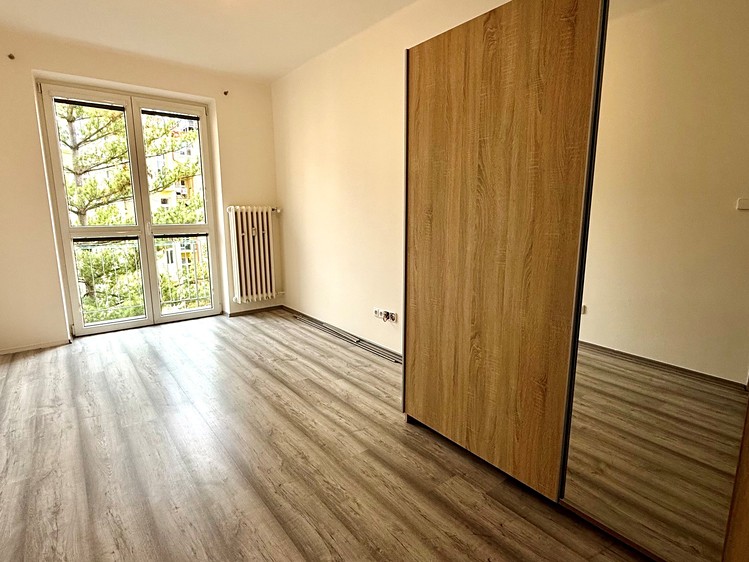 Pronájem bytu 2+1, 52 m² (4 z 11)