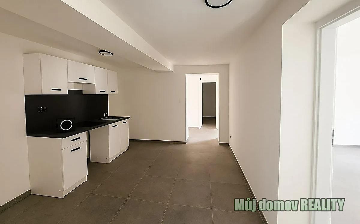 Pronájem bytu pokoje 18 m²