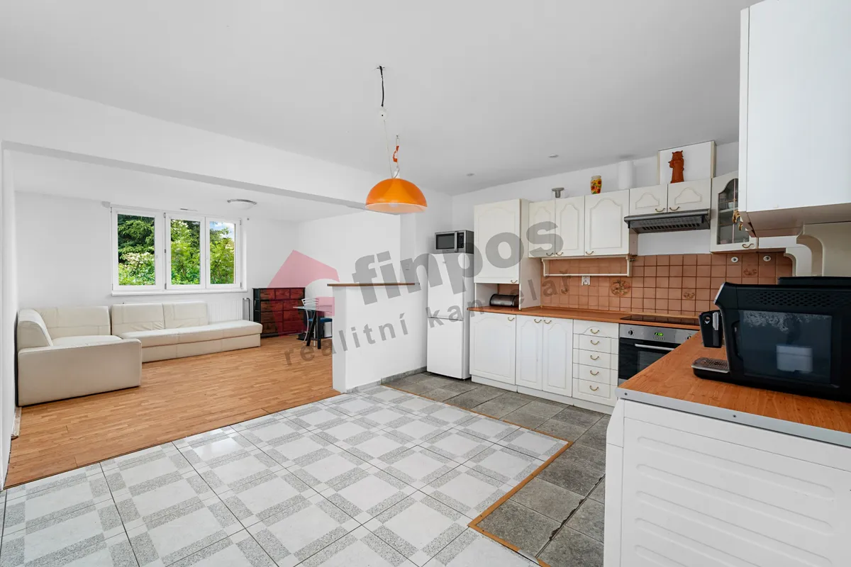 Prodej rodinného domu 185 m², pozemek 758 m²