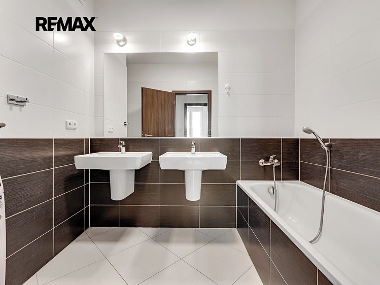 Квартира 4+kk на продаж, 107 м² (14 з 31)