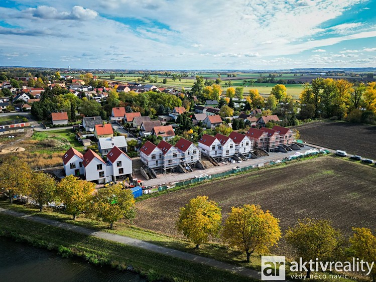 Prodej domu, 192 m² (2 z 40)