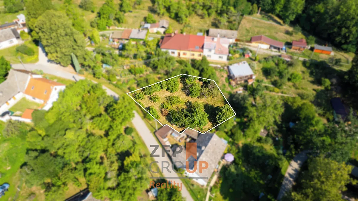 Prodej stavebního pozemku 1005 m²
