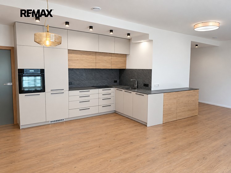 Gewerbefläche zum Kauf, 81 m² (19 von 30)