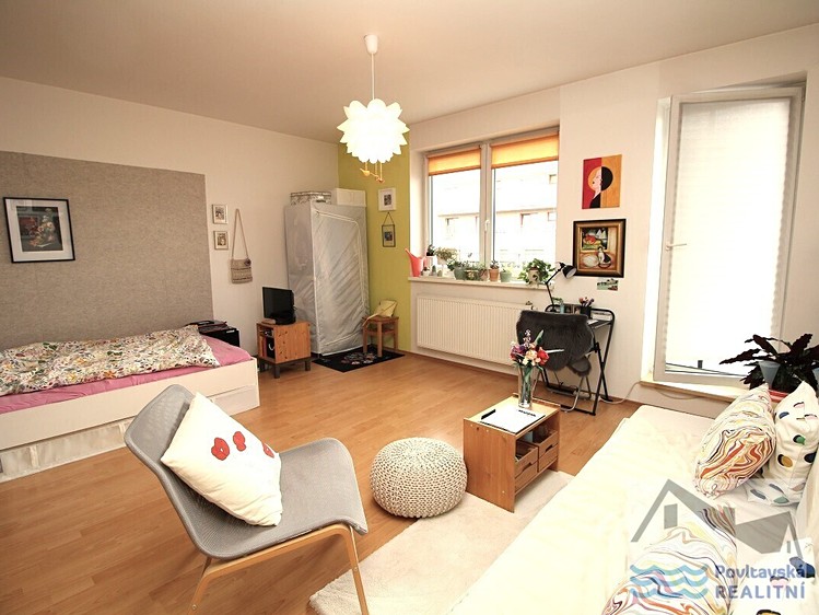 Prodej bytu 1+kk, 33 m² (8 z 16)