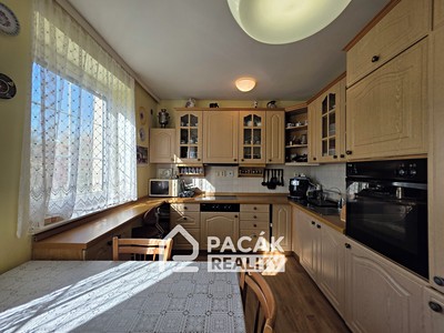 Prodej bytu 2+1, 74 m² (3 z 28)