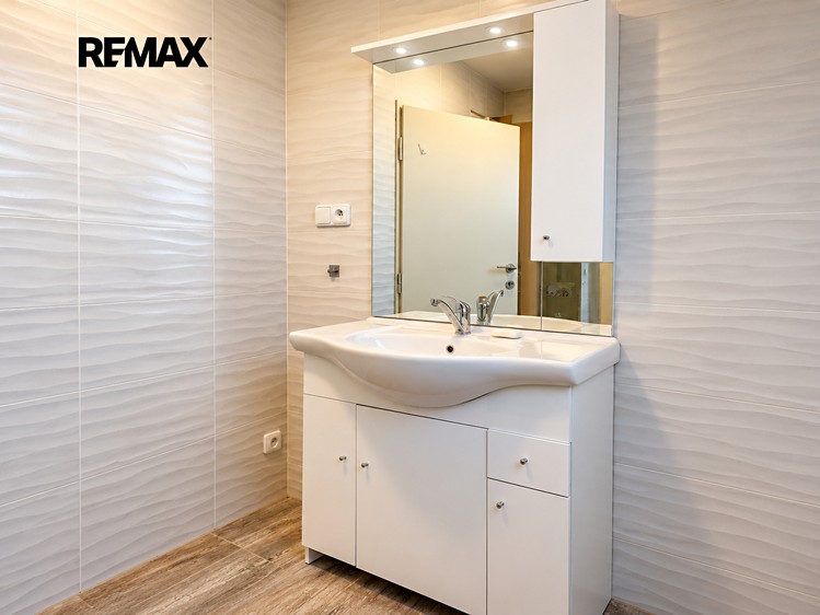Квартира 3+kk на продаж, 83 м² (6 з 8)