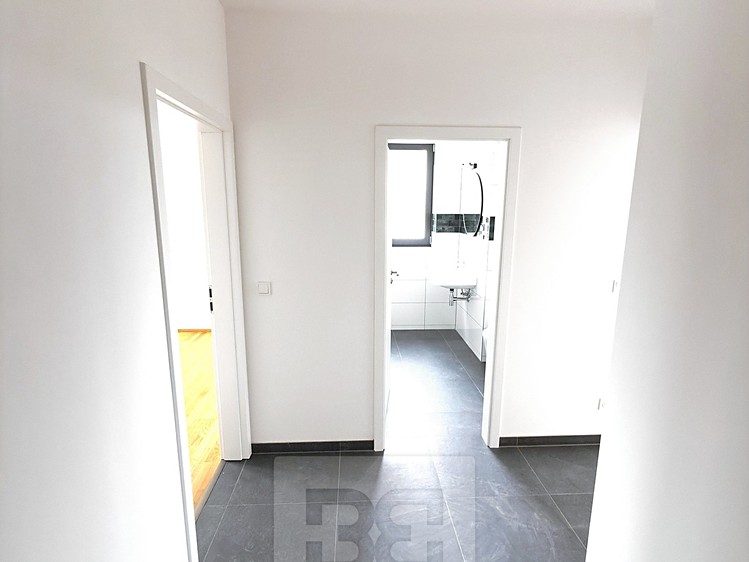 Квартира 2+kk в оренду, 53 м² (11 з 14)