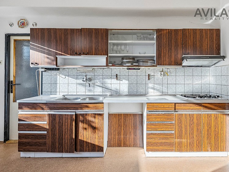Prodej domu, 286 m² (5 z 37)