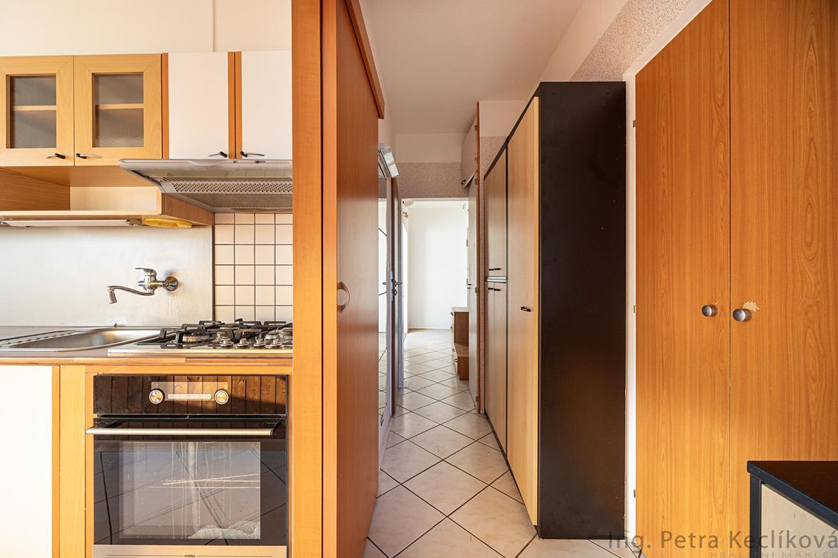 Pronájem bytu 3+1 73 m² – fotografie 2