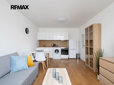 Prodej bytu 2+kk, 41 m² (3 z 6)
