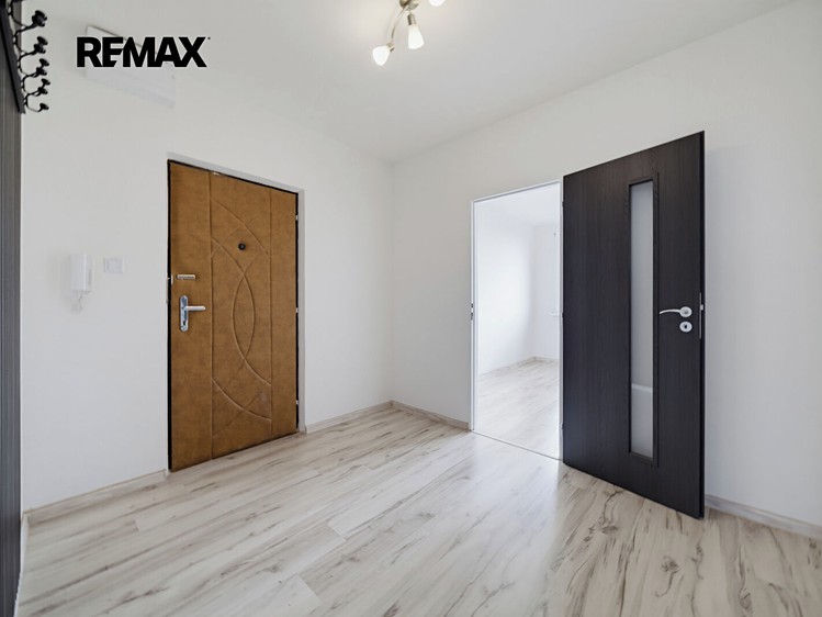 Prodej bytu 4+1, 84 m² (8 z 27)