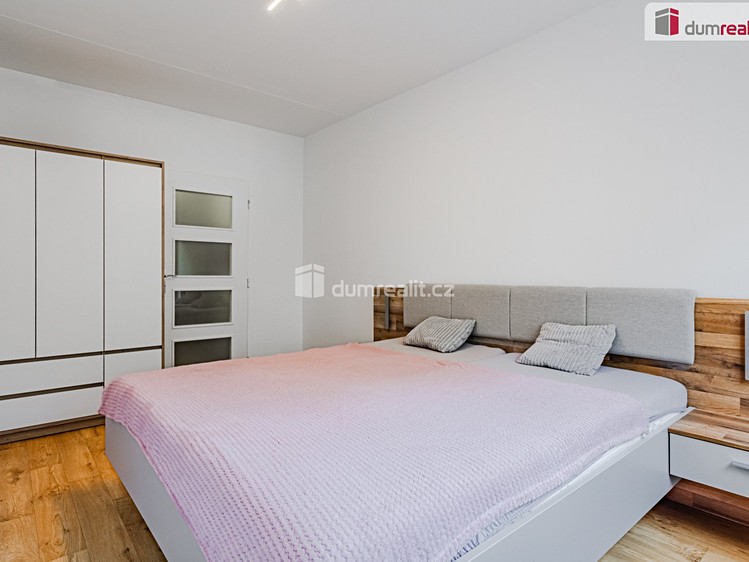 Prodej bytu 2+kk, 43 m² (4 z 15)