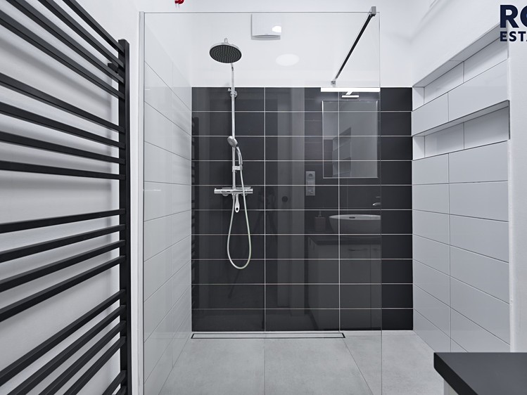 Wohnung 2+1 zur Miete, 52 m² (10 von 16)