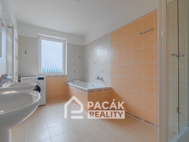 Prodej domu, 130 m² (4 z 28)