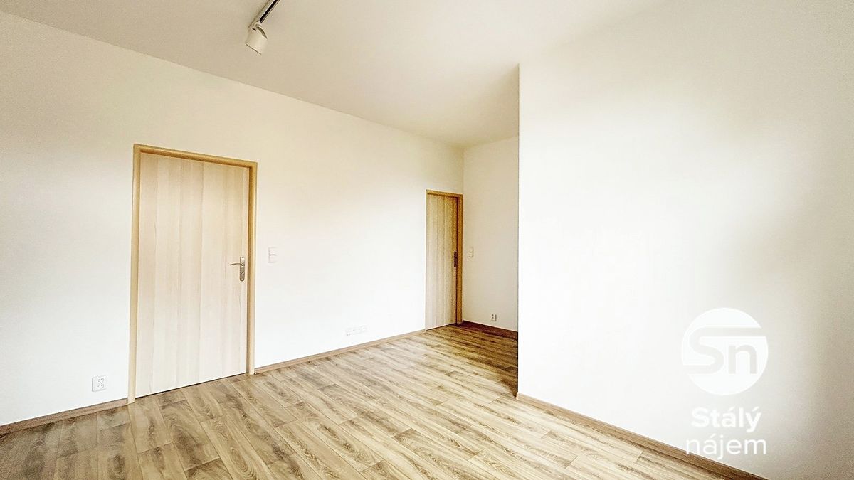 Pronájem bytu 2+1 54 m² – fotografie 4