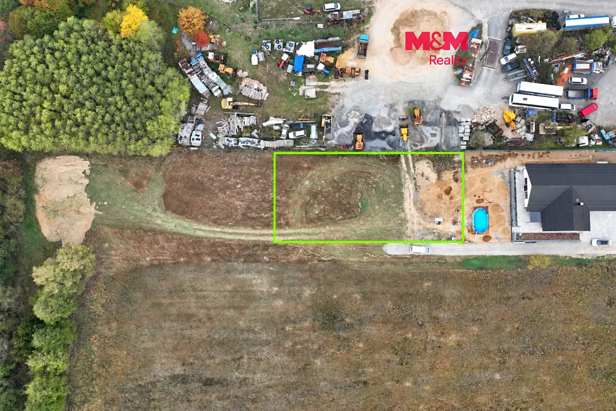 Prodej stavebního pozemku 1000 m²