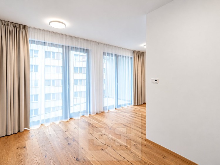 Prodej bytu 1+kk, 38 m² (8 z 16)
