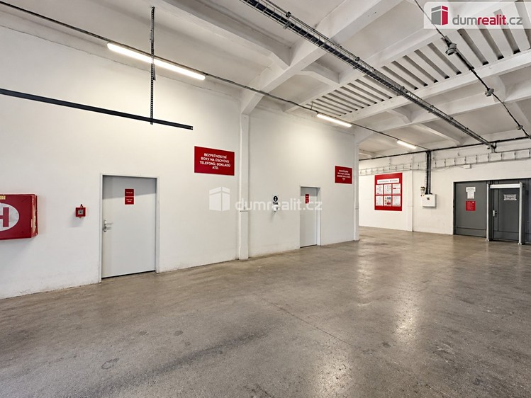 Комерційне приміщення в оренду, 3 000 м² (4 з 16)