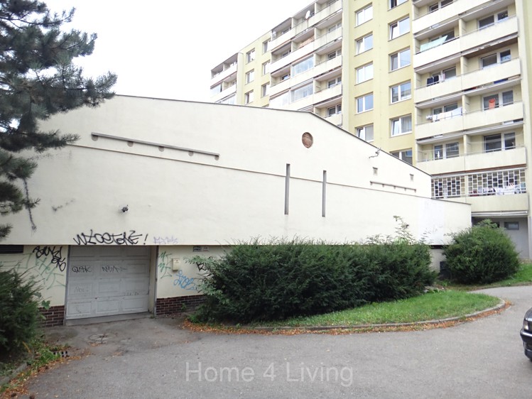 The Property for sale, 20 m² (1 of 3)