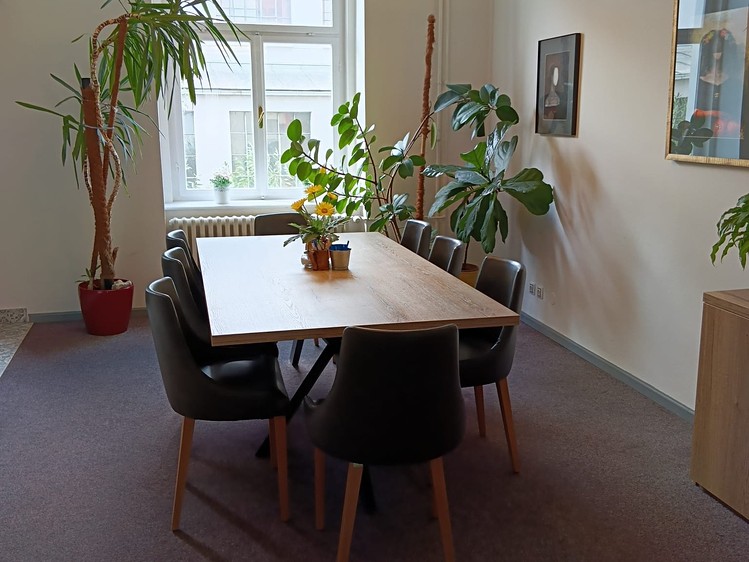 Комерційне приміщення в оренду, 18 м² (1 з 10)