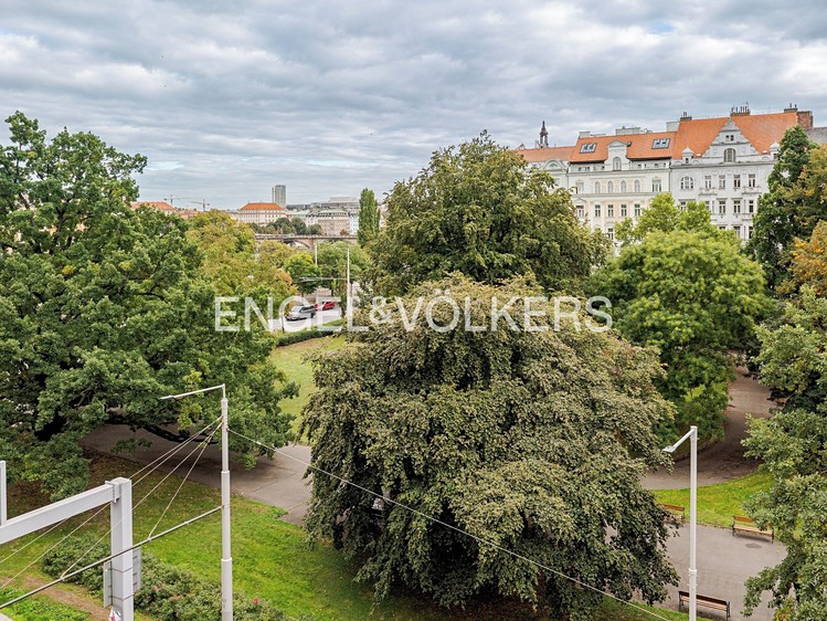 Квартира 3+kk в оренду, 118 м² (4 з 15)