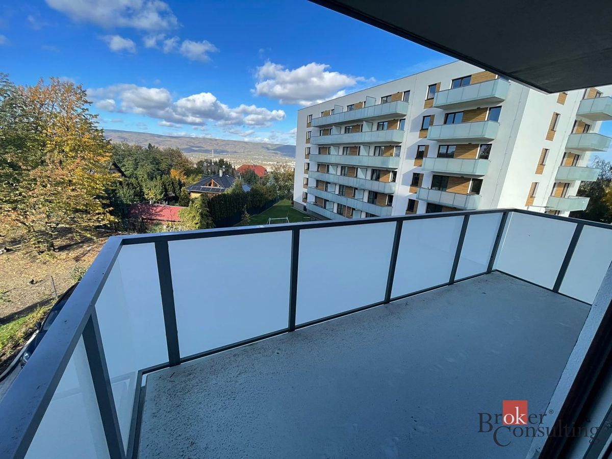 Pronájem bytu 3+kk 62 m²