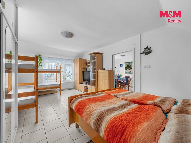 Будинок на продаж, 678 м² (4 з 28)