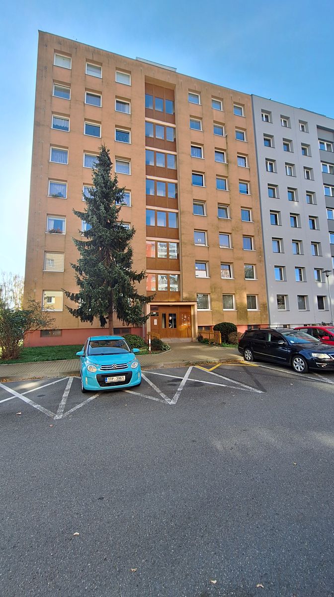 Pronájem bytu 1+1 40 m², Nový Jičín – fotka 1 z 3