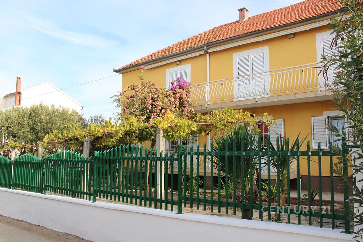 Prodej vily 350 m², pozemek 476 m², Biograd na Moru – fotka 1 z 3
