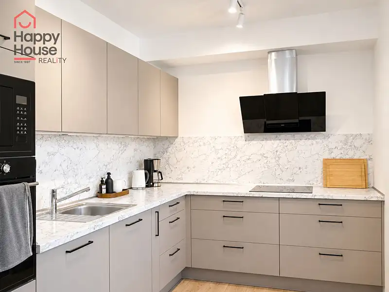 Pronájem bytu 2+kk 51 m², Praha – náhled fotky 1
