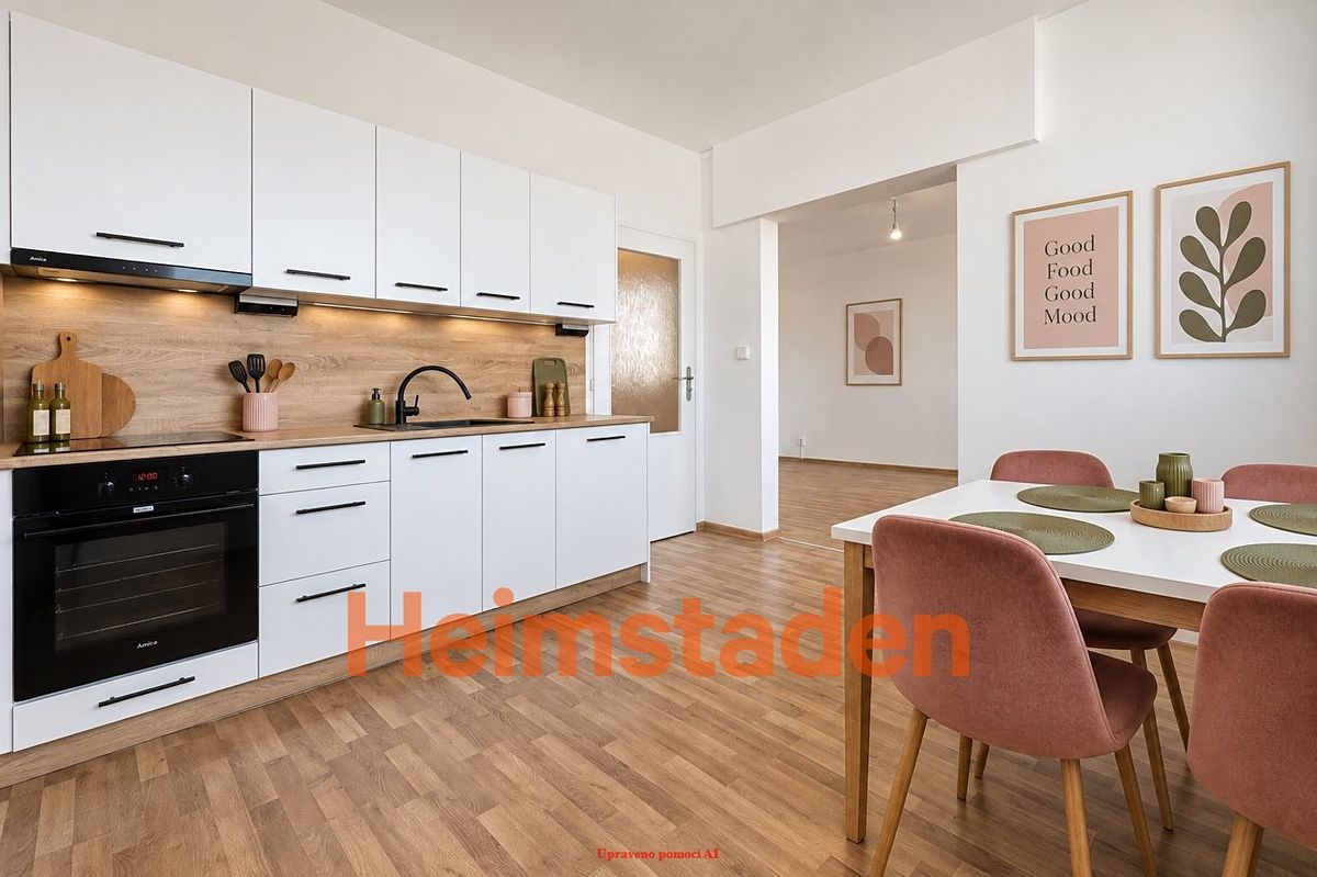 Pronájem bytu 1+kk 35 m²