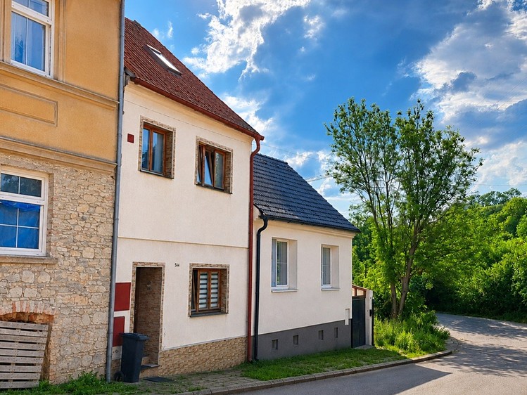 Haus zum Kauf, 150 m² (1 von 16)