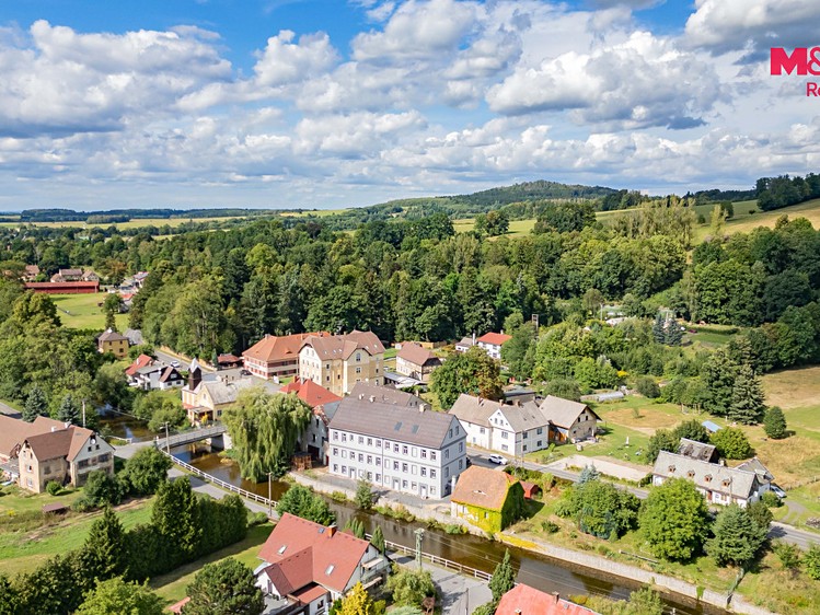 Prodej komerčního prostoru, 810 m² (4 z 30)