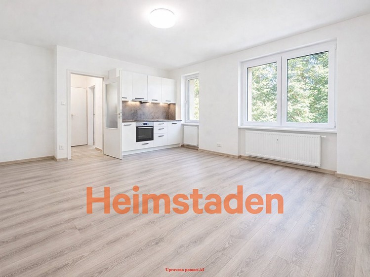 Pronájem bytu 1+kk, 29 m² (4 z 14)