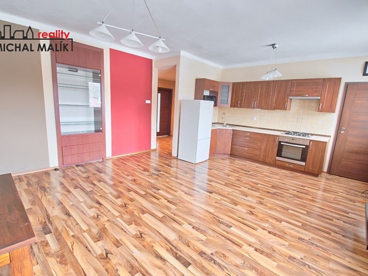 Квартира 3+kk в оренду, 93 м² (3 з 10)