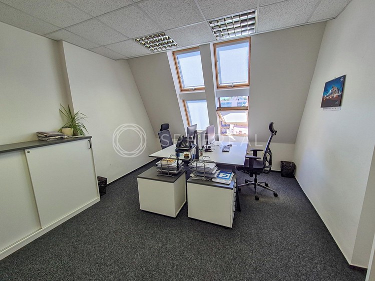 Комерційне приміщення в оренду, 200 м² (6 з 10)