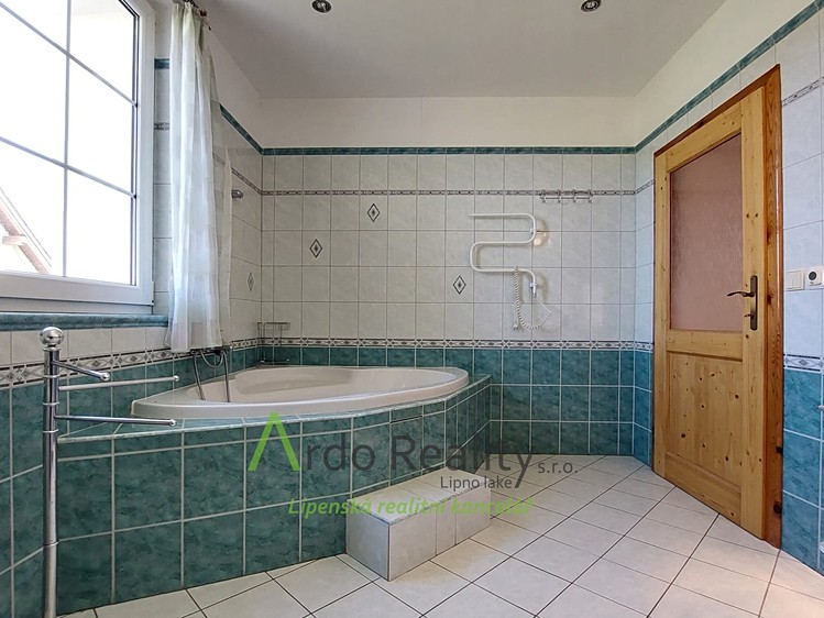 Prodej domu, 266 m² (30 z 47)