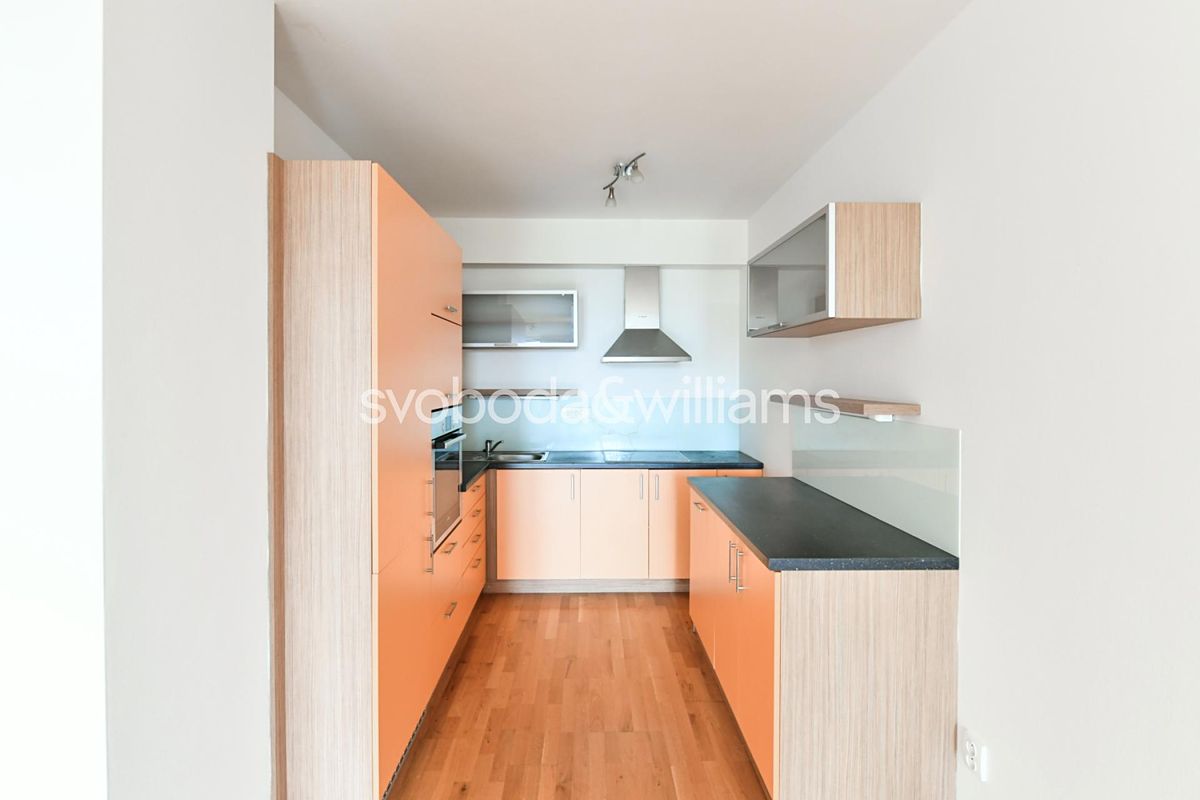 Pronájem bytu 2+kk 69 m² – fotografie 5